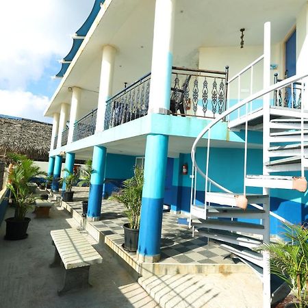 Lamel Cove Beach Resort Pondicherry Exterior foto
