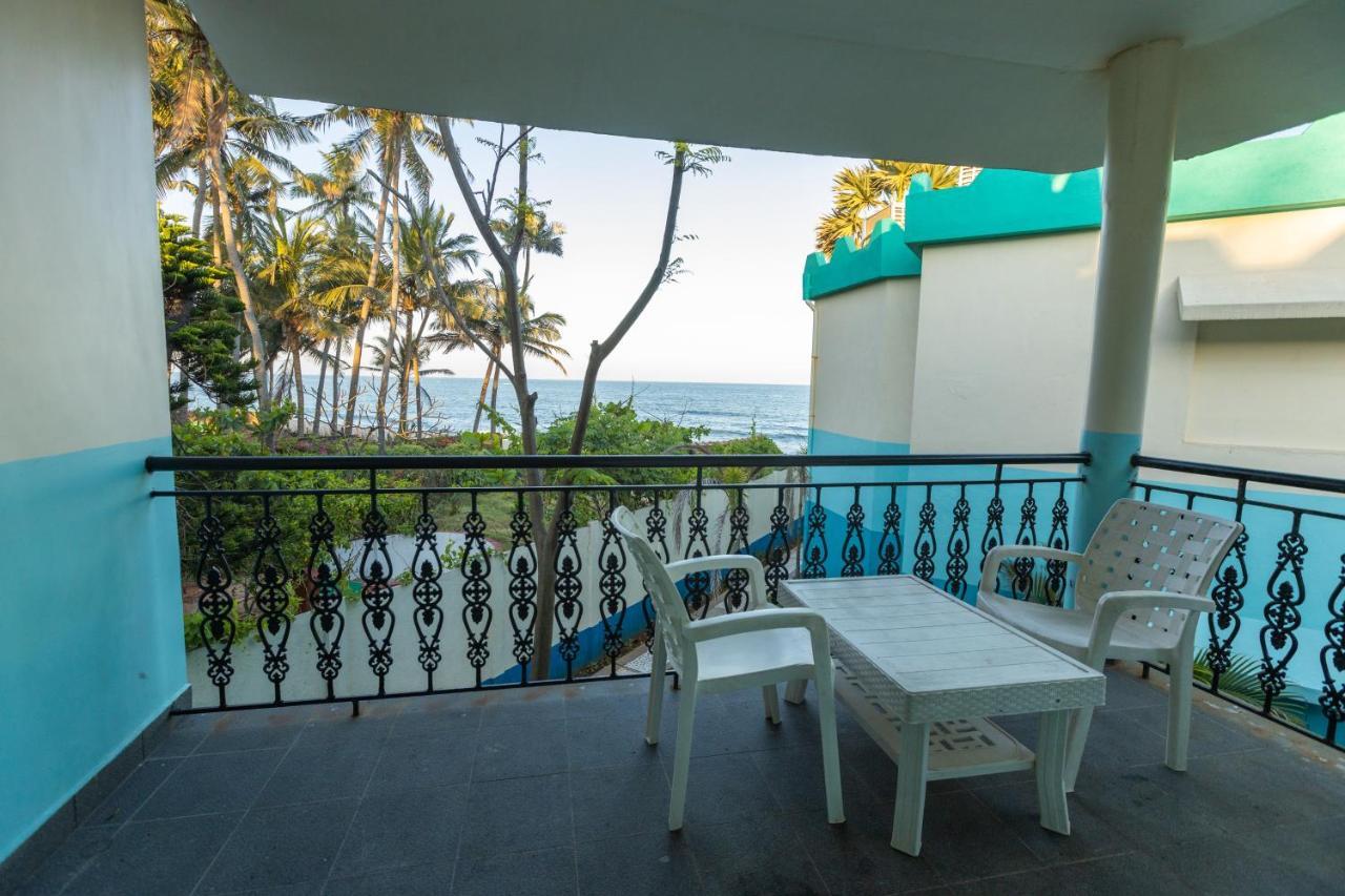 Lamel Cove Beach Resort Pondicherry Exterior foto